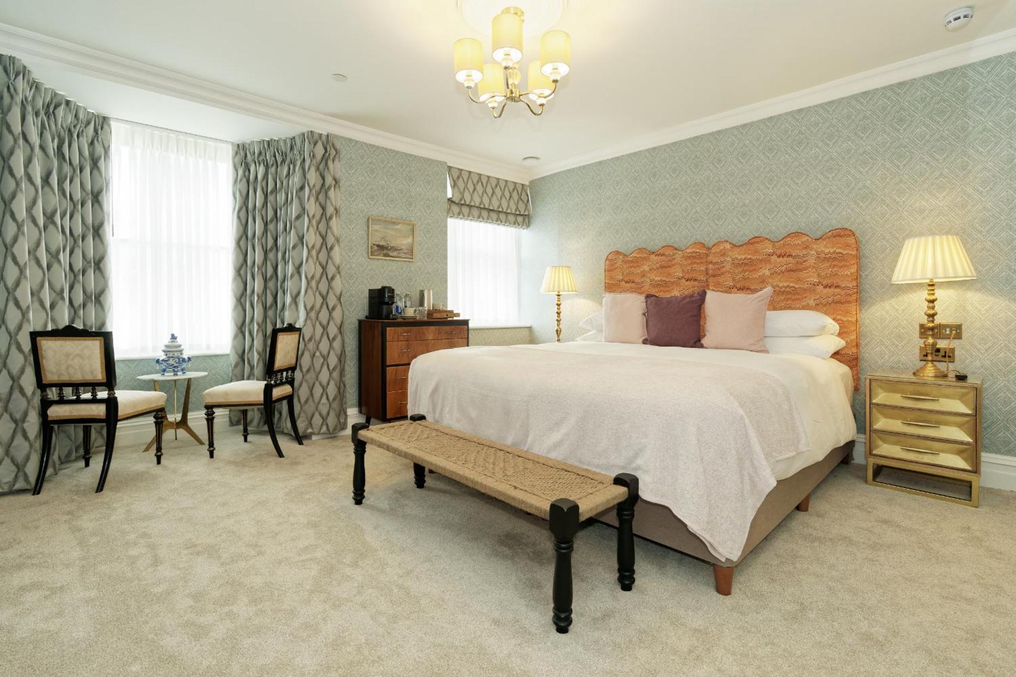 Hotel Old Town House By Ezestays, In The Heart Of The Old Town *
